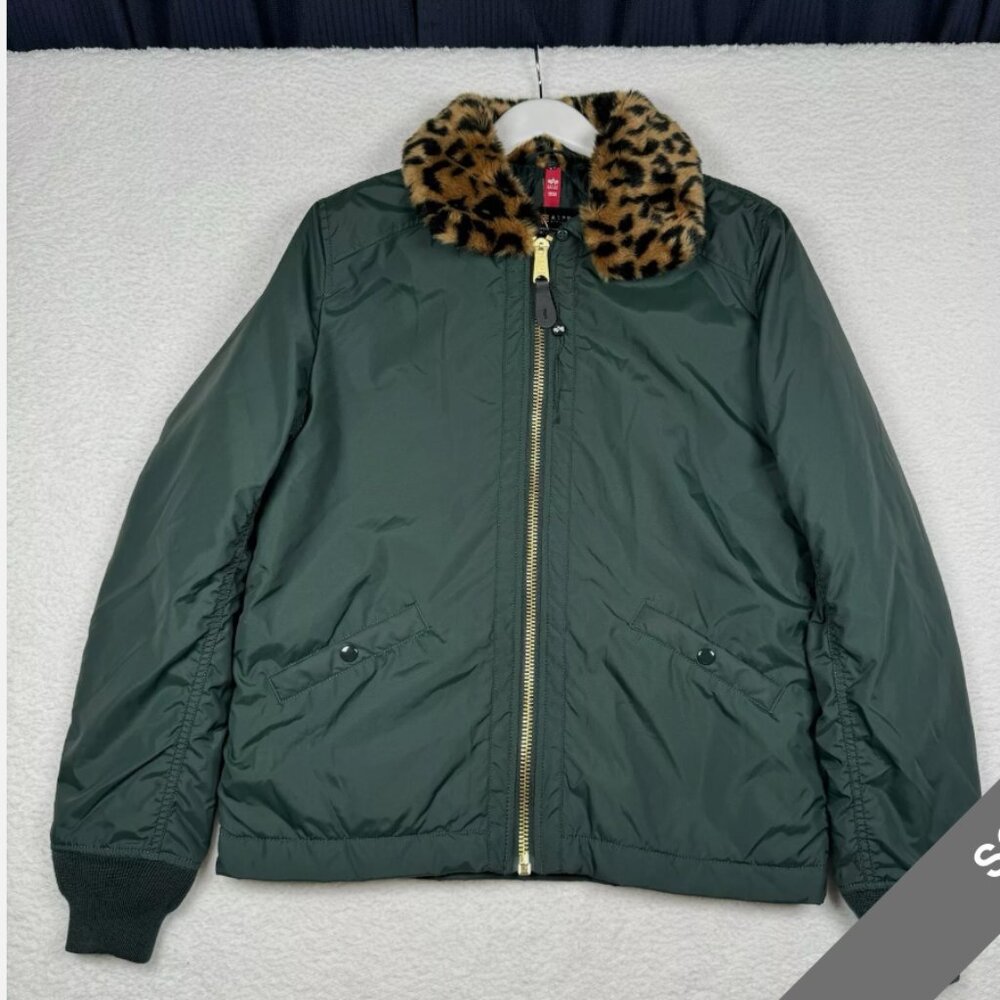 Alpha Industries x UO B-15 Bomber Jacket - Cheetah Collar - Men's Small